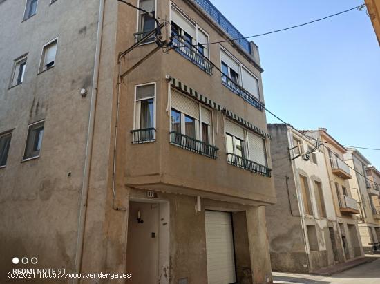  MAGNIFICA CASA EN TIVENYS DE 254m2 - TARRAGONA 