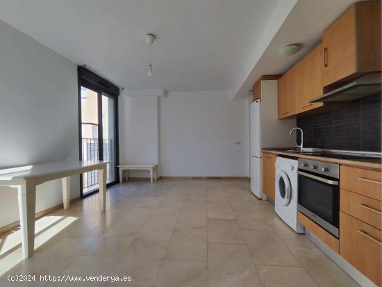 Vivienda en la zona de la Trinidad - MALAGA