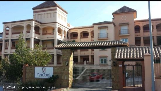 Se vende plaza de aparcamiento en Urbanización Torrequebrada (Benalmádena) - MALAGA