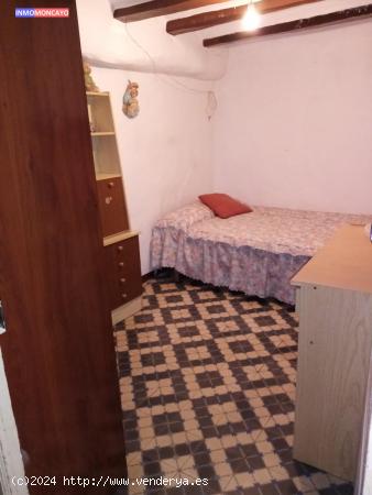 SE VENDE CASA CON GARAJE EN TARAZONA - ZARAGOZA