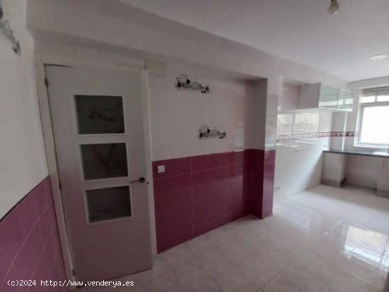 Piso en venta en Calle Guindales, 2º, 28921, Alcorcon (Madrid) - MADRID