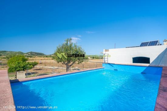 Casa rústica señorial con establos, piscina y vistas despejadas - BALEARES