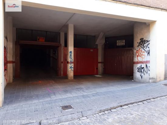  Se vende parking completo con 25 plazas de aparcamiento - SEGOVIA 