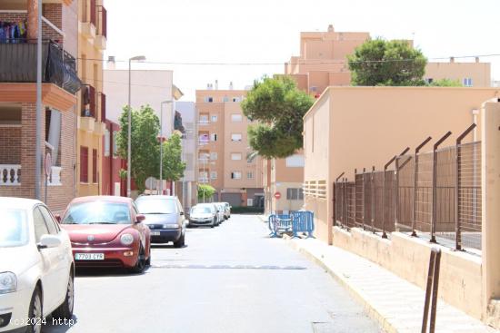 ¡REBAJADO! Plaza de parking en Las Marinas, Roquetas de Mar. - ALMERIA