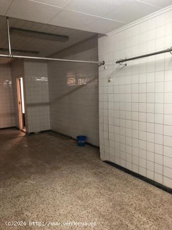 Se VENDE local Comercial en NOVELDA - ALICANTE