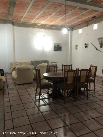 Se VENDE local en Menéndez Pelayo - Novelda (Alicante) - ALICANTE