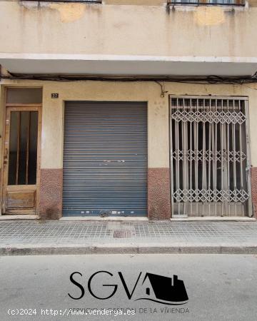 Se Vende Local en la zona del Ayuntamiento - Novelda (Alicante) - ALICANTE