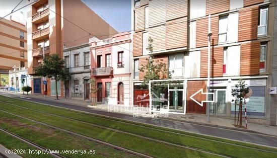  Local Comercial en Av. Islas Canarias - SANTA CRUZ DE TENERIFE 