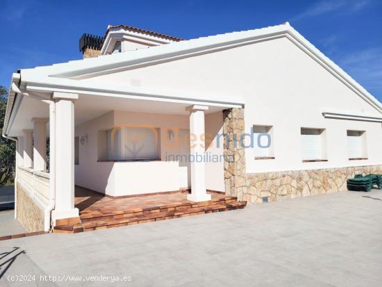 CHALET INDIVIDUAL en VENTA en OTERO DE HERREROS (SEGOVIA) con GRAN PARCELA y PISCINA CUBIERTA. - SEG