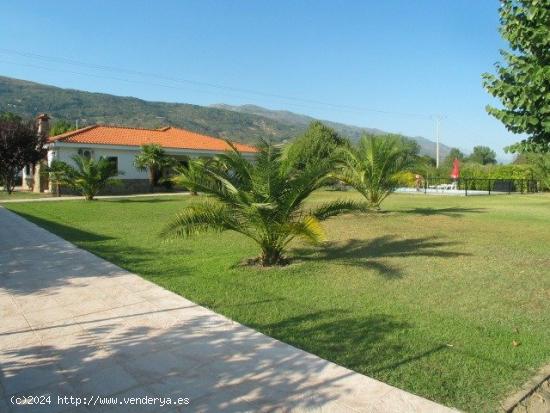 CHALET EN EL VALLE DEL JERTE CON PISCINA - CACERES