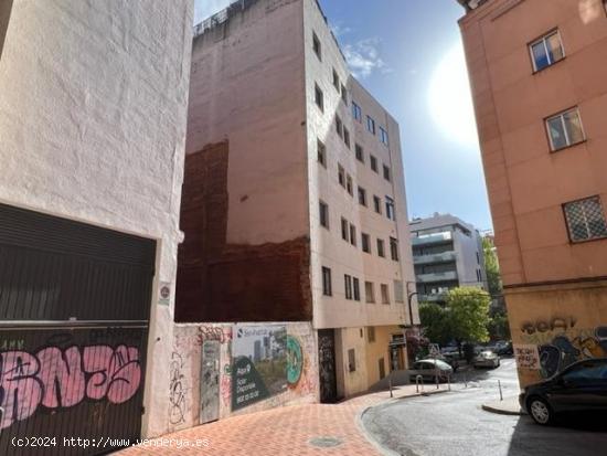 Se vende terreno urbano solar en Cáceres - CACERES