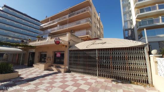  Magnífico local comercial con gran terraza ideal hostelería u ocio nocturno - BARCELONA 