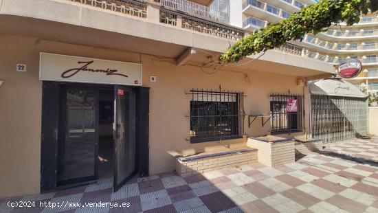 Magnífico local comercial con gran terraza ideal hostelería u ocio nocturno - BARCELONA