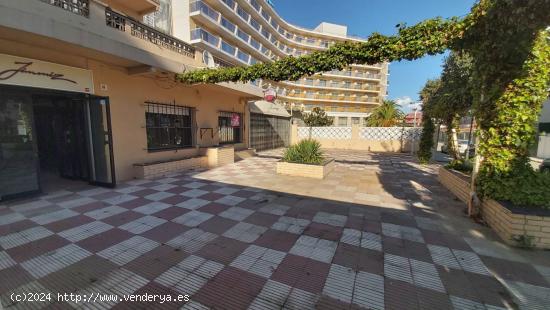 Magnífico local comercial con gran terraza ideal hostelería u ocio nocturno - BARCELONA