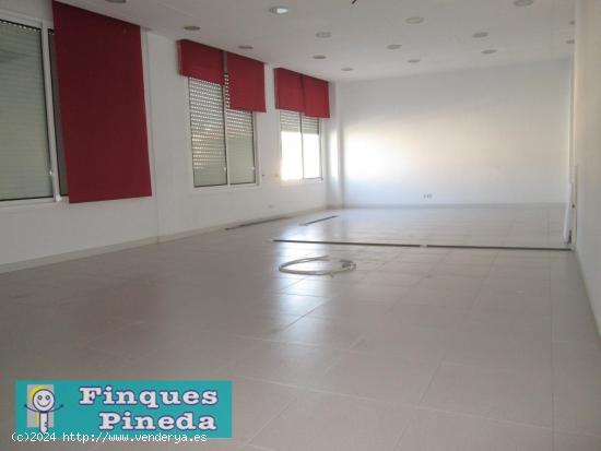 Local en alquiler en Pineda de Mar de 150m2 ideal para despachos - BARCELONA