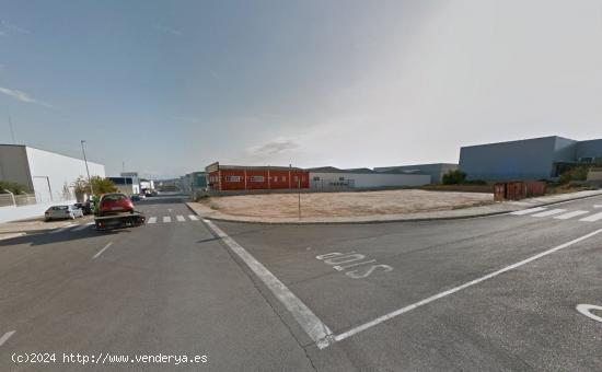 VENTA TERRENO INDUSTRIAL EN LORIGUILLA - VALENCIA