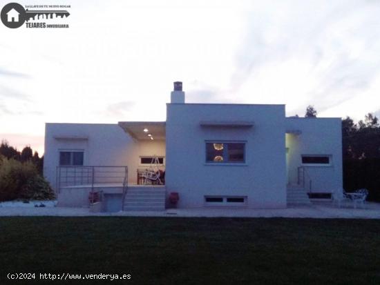 INMOBILIARIA TEJARES OFRECE EN VENTA MAGNIFICO CHALET. REF : i020 - ALBACETE