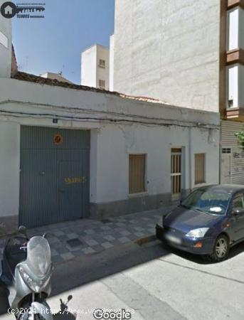 INMOBILIARIA TEJARES VENDE SOLAR EN ZONA EL PILAR - ALBACETE