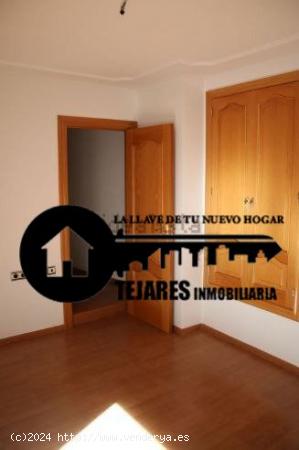 INMOBILIARIA TEJARES VENDE ÁTICO-DÚPLEX EN ZONA CENTRO-CARRETAS - ALBACETE