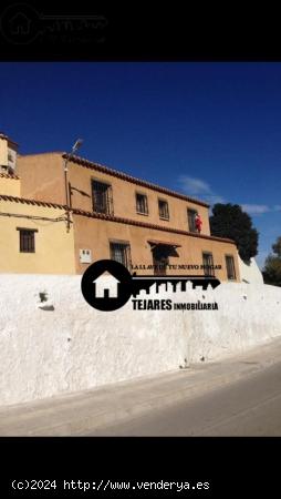 INMOBILIARIA TEJARES VENDE CASA EN CHINCHILLA DE MONTE-ARAGON - ALBACETE