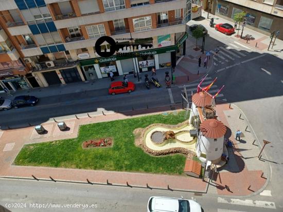  INMOBILIARIA TEJARES VENDE ESTUPENDO PISO EN EL MOLINO DE LA FERIA - ALBACETE 