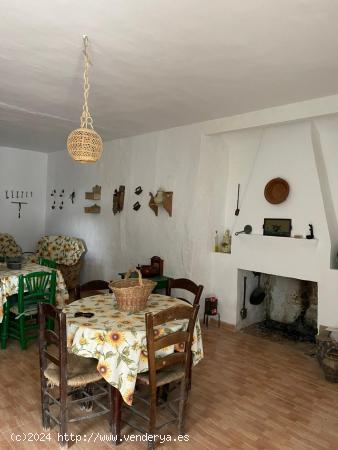  Casa rural con terreno - CORDOBA 