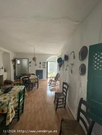 Casa rural con terreno - CORDOBA