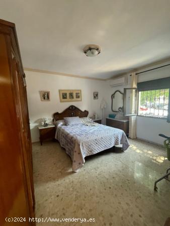 Casa semi céntrica en Cabra - CORDOBA