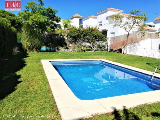  CHALET EN ISLANTILLA - HUELVA 