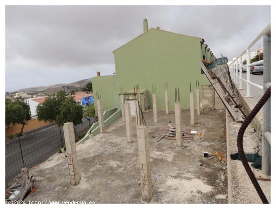 Estupendo solar en urbanización Ciudad del Campo. Único solar disponible junto al Mercadona. 250 m