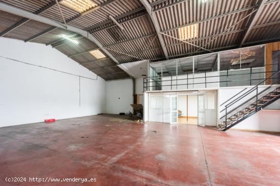 Se vende Nave Industrial en Los Tarahales, Las Palmas de G.C. - LAS PALMAS