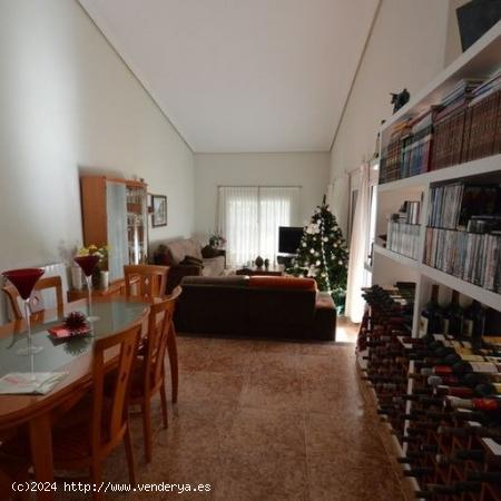 CHALET INDEPENDIENTE EN LOS BALCONES TORREVIEJA 5D - ALICANTE