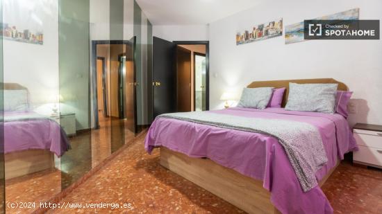 Apartamento de 2 dormitorios en alquiler en Patraix - VALENCIA