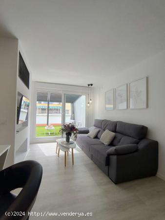 Apartamento entero de 3 dormitorios en Sevilla - SEVILLA