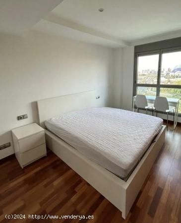 Piso en la Punta de 1 habitación y 1 baño - VALENCIA