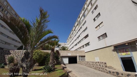 Se vende local en Sta Mª del Mar - SANTA CRUZ DE TENERIFE