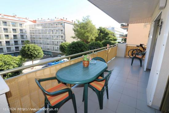 APARTAMENTO EN VENTA EN CALLE PENEDES CON PARKING OPCIONAL!!! - TARRAGONA