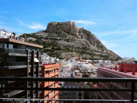 Espectacular Ático esquina con Rambla - ALICANTE