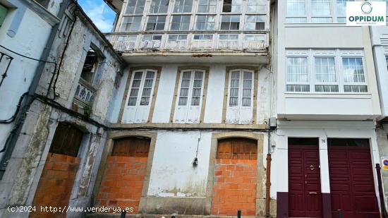 Vivienda entremedianeras para reformar en el casco históric - A CORUÑA