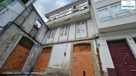 Vivienda entremedianeras para reformar en el casco históric - A CORUÑA