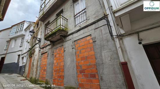 Vivienda entremedianeras para reformar en el casco históric - A CORUÑA