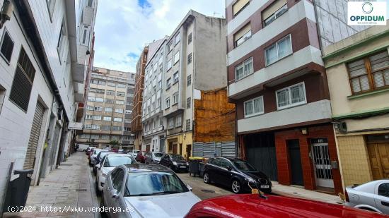 Solar Rúa Pedroso, Os Mallos, A Coruña - A CORUÑA