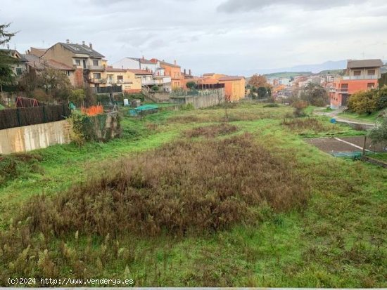 Suelo urbano en venta  en Roda de Ter - Barcelona