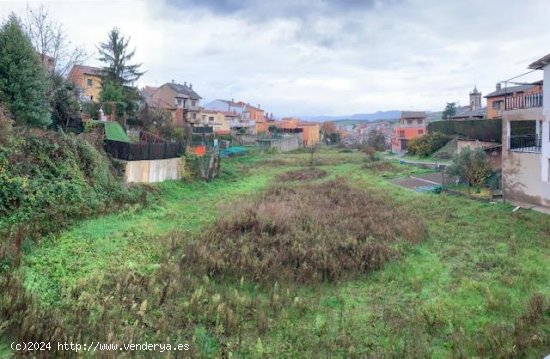 Suelo urbano en venta  en Roda de Ter - Barcelona