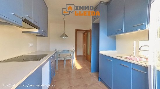 Unifamiliar adosada en venta  en Torrelameu - Lleida