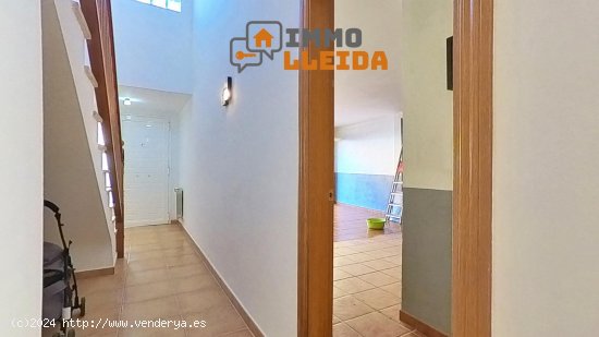 Unifamiliar adosada en venta  en Torrelameu - Lleida