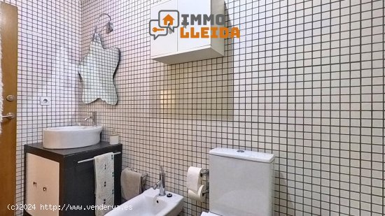 Unifamiliar adosada en venta  en Torrelameu - Lleida