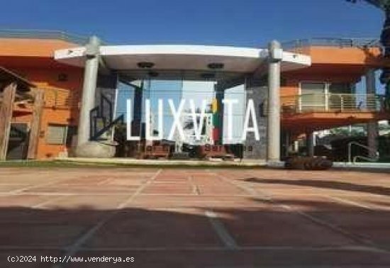 VILLA DE LUJO EN AVENIDA KURT KONRAD MAYER EL MADROÑAL