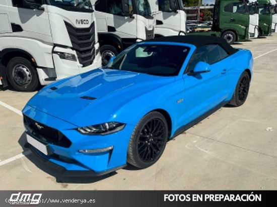 Ford Mustang 5.0 TiVCT V8 331KW Mustang GT AT Convert. 2p 450Cv - Rubí