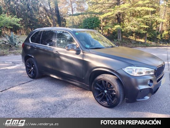 BMW X5 xDrive 30d 258cv 5p Paquete M - Rubí